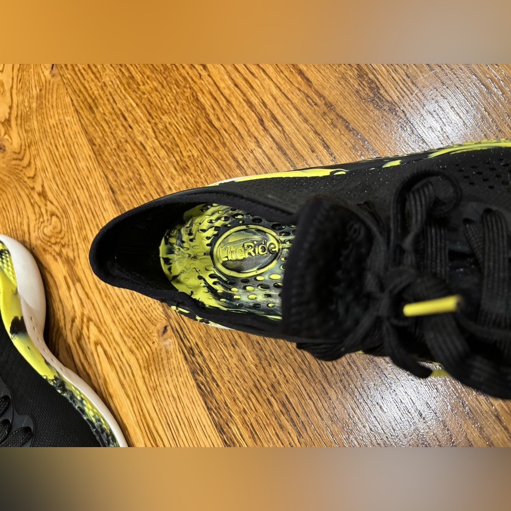 Croc Literide 360 Pacer Marbled Shoes Yellow Sneaker Men Size 7 Women Size 8.5 - Picture 3 of 6